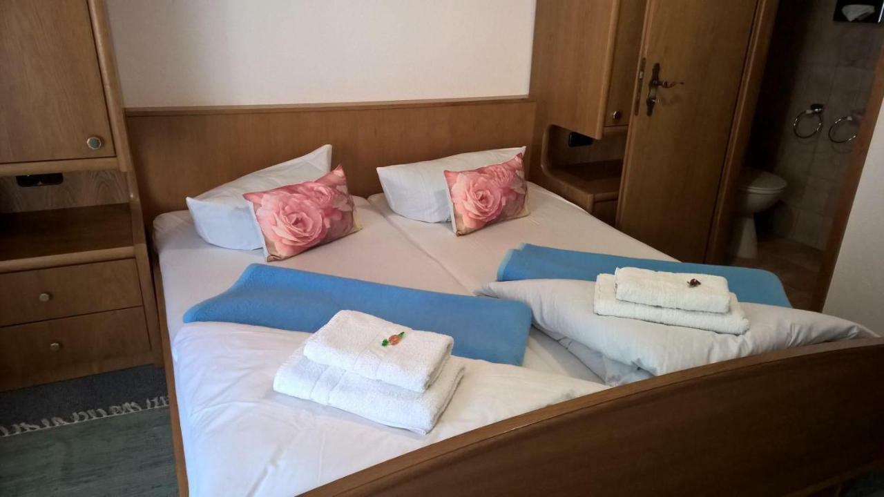 Hotel Monte Somma Ruedesheim am Rhein Luaran gambar